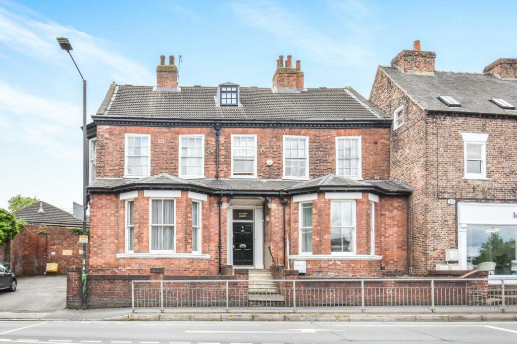 2 bedroom apartment for sale in Holgate Road, York, YO24