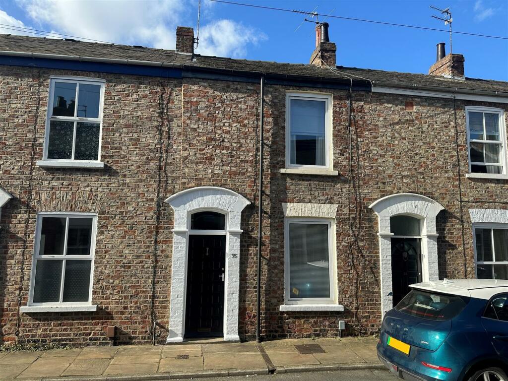 2 bedroom house for sale in Hampden Street, York, YO1