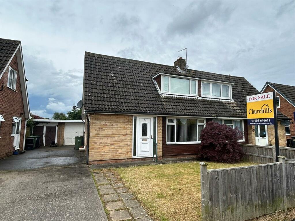 2 bedroom semidetached house for sale in Beech Avenue, YO23