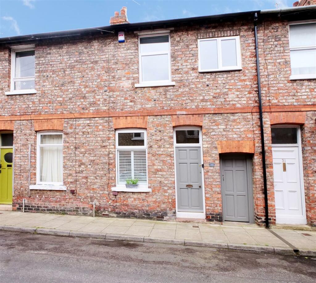 2 bedroom terraced house for sale in Farndale Street, Fulford Road, YO10