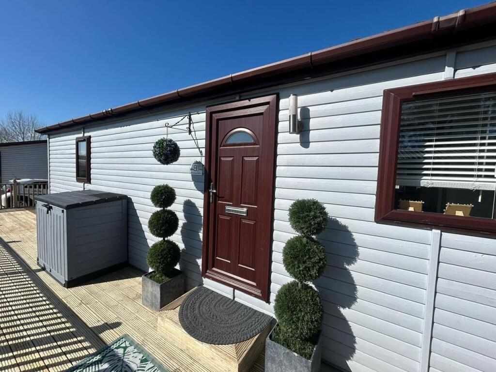 Main image of property: Wilberfoss Park, Hull Road