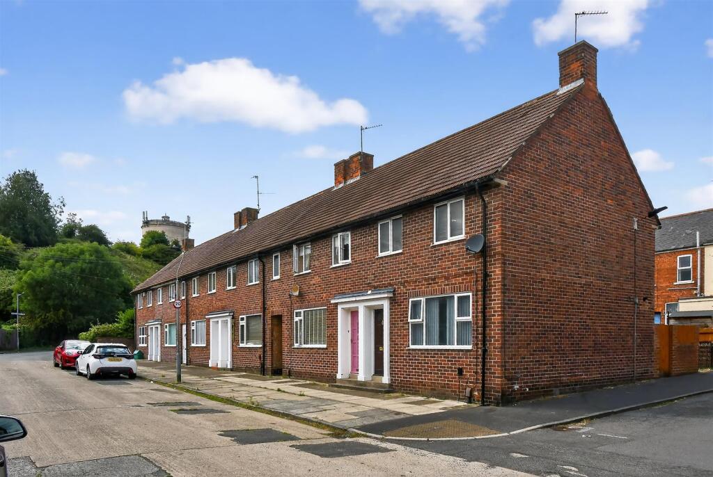 Main image of property: Chatsworth Terrace, York