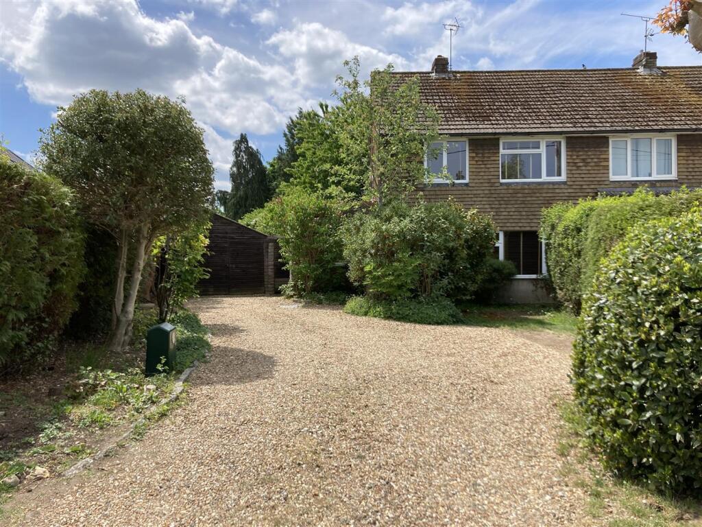 Main image of property: Bridle Path, Woodcote, Reading