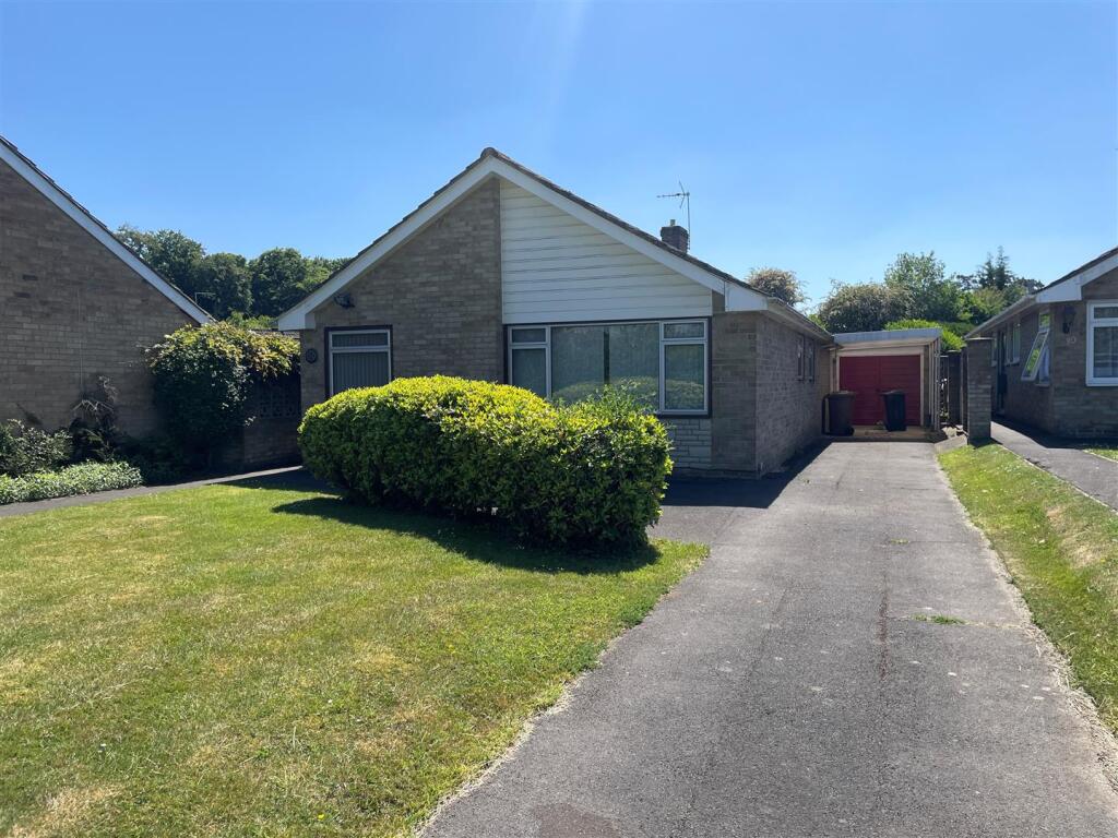 Main image of property: Westleigh Drive, Sonning Common