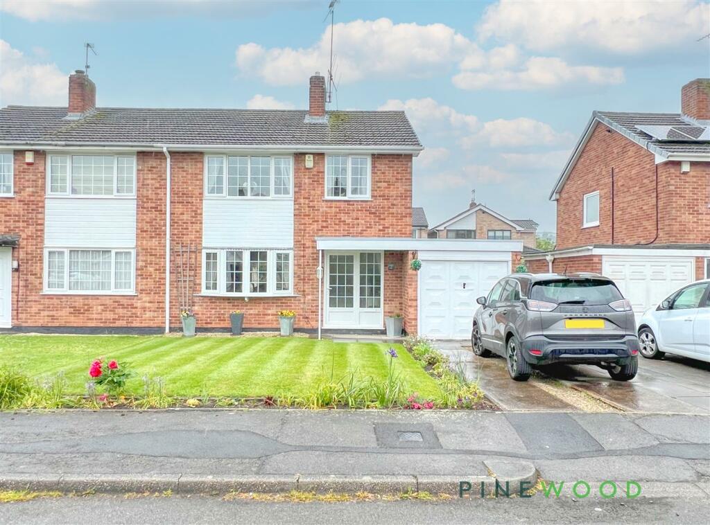 3 bedroom semidetached house for sale in Glannis Square, Church Warsop