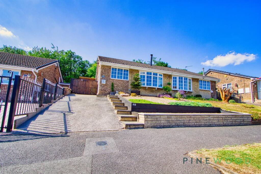 Main image of property: Ridgeway, Clowne, Chesterfield, Derbyshire, S43