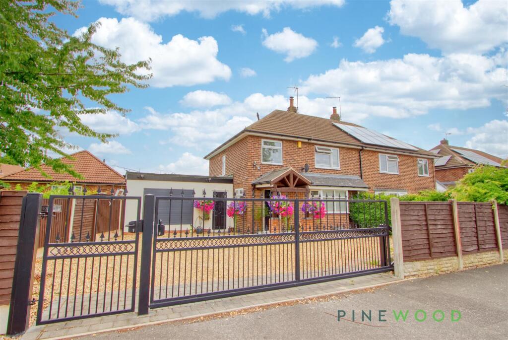Main image of property: 26, Wilson Avenue, Clowne