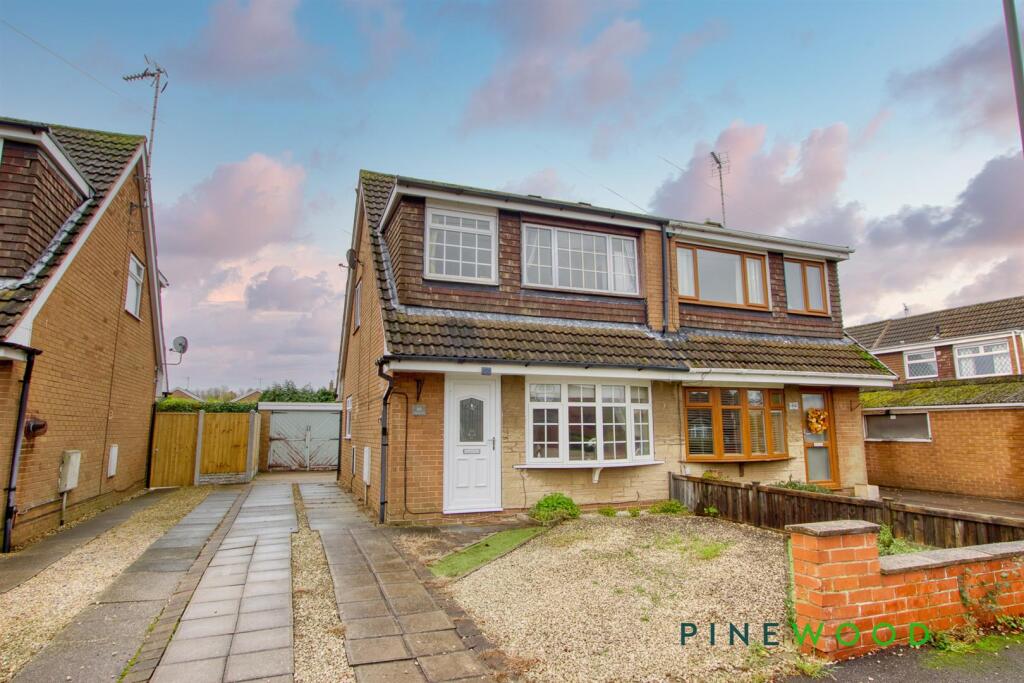 3 bedroom semi-detached house