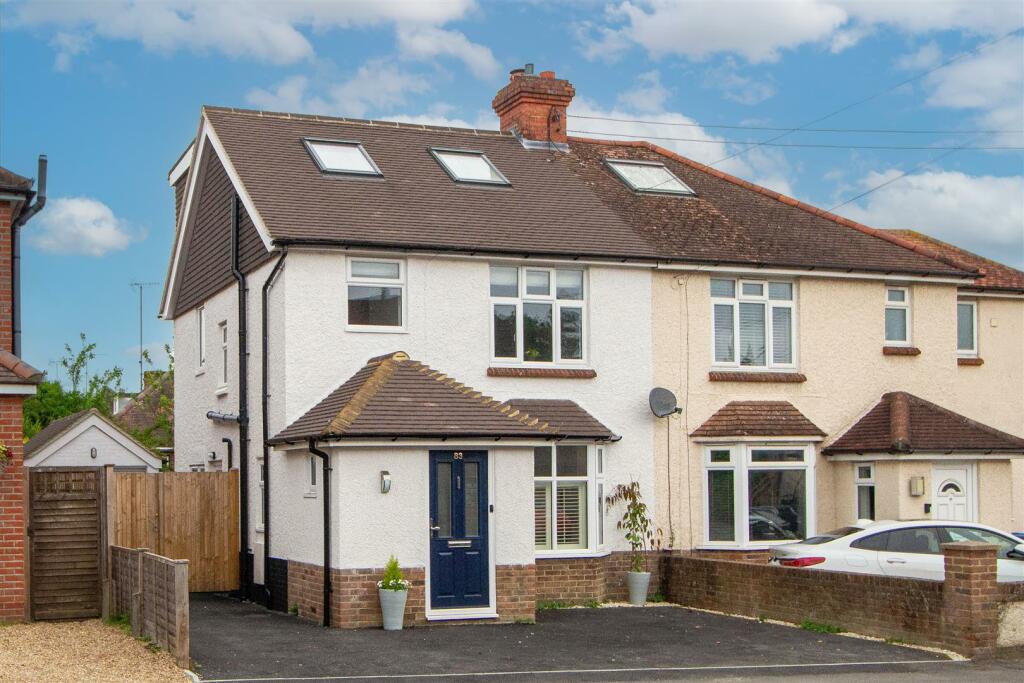 4 bedroom semidetached house for sale in 1920s charm meets