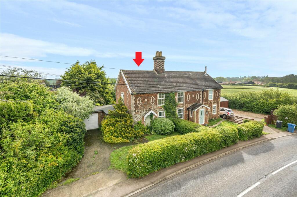 3 bedroom semidetached house for sale in Lavenham Road, Cockfield