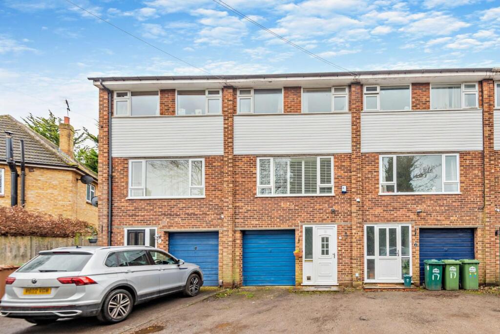 Main image of property: Leacroft Close, Staines-Upon-Thames