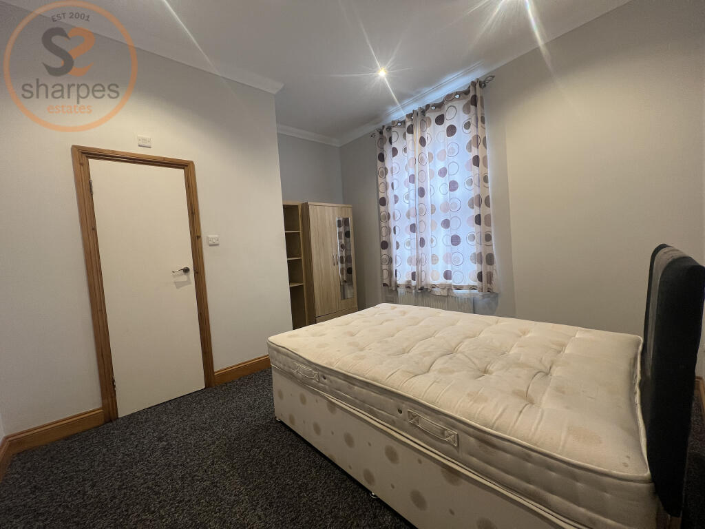 Main image of property: Room 1 Robinson Road, London