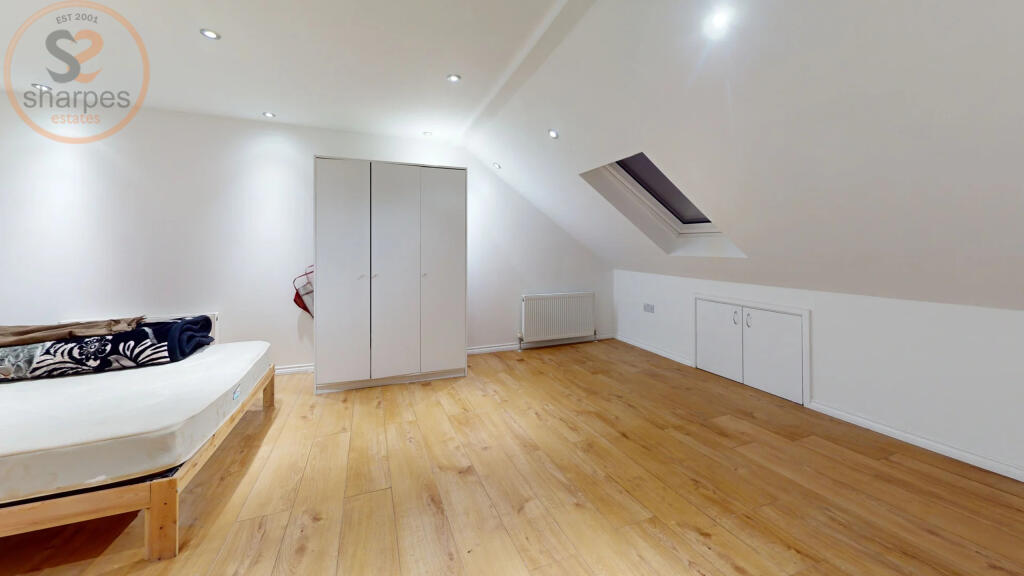 Main image of property: North Gardens, London