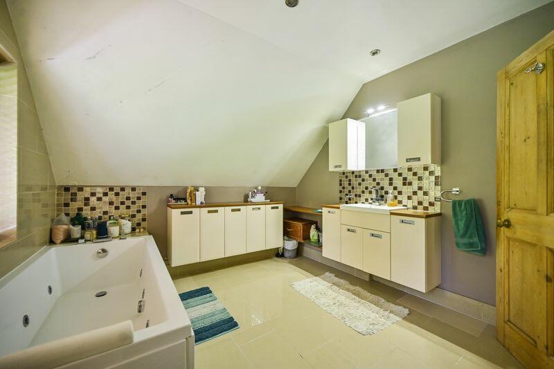 Additional property image - Hythe