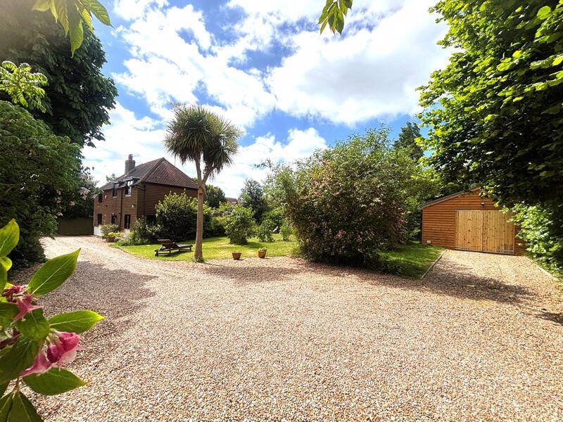 Main image of property: Hythe/Saltwood