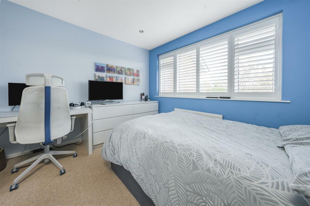 Additional property image - Larch Avenue, Bricket Wood, St. Albans
