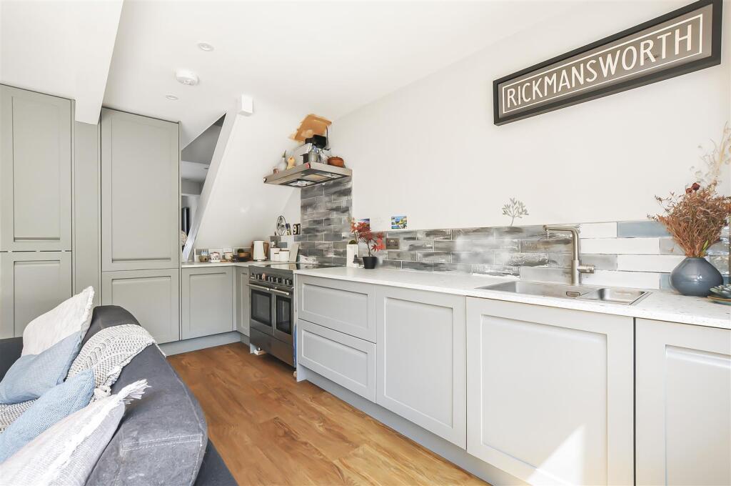 Additional property image - Claremont, Bricket Wood, St. Albans