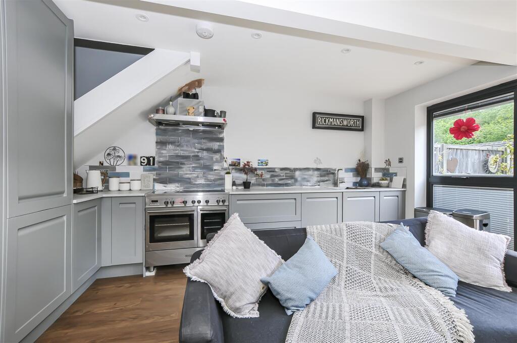 Additional property image - Claremont, Bricket Wood, St. Albans