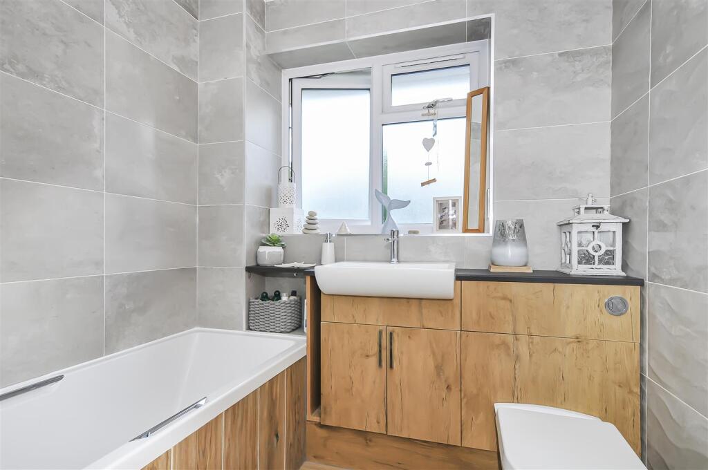 Additional property image - Claremont, Bricket Wood, St. Albans