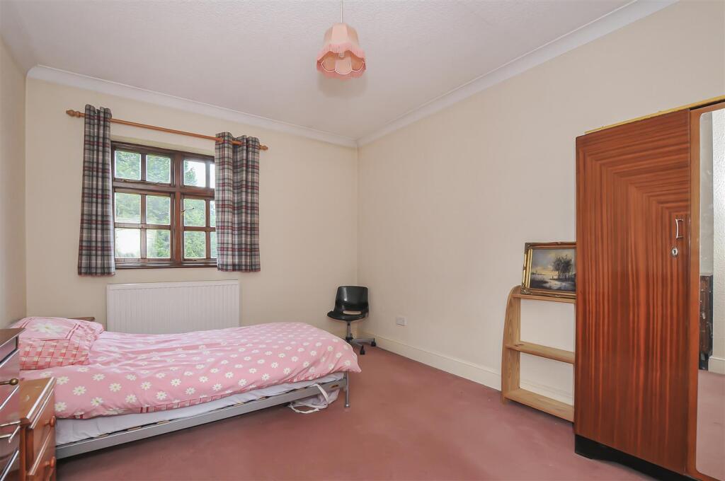 Additional property image - Old Watford Road, Bricket Wood, St. Albans