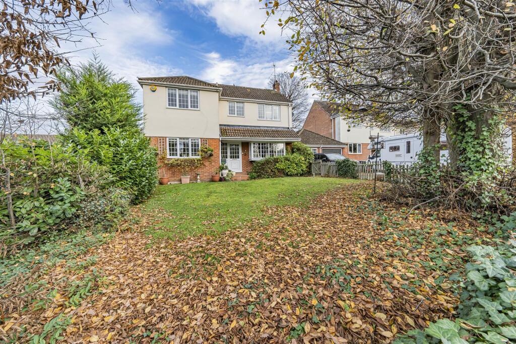 Main image of property: Oakwood Road, Bricket Wood, St. Albans