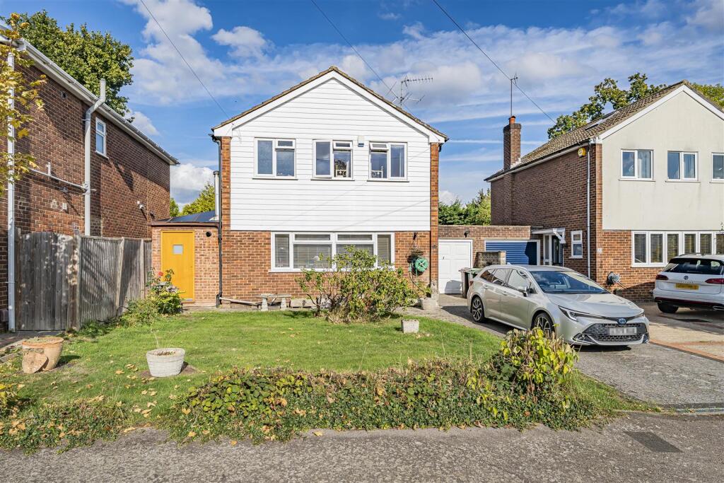 Main image of property: St. Lawrence Way, Bricket Wood, St. Albans
