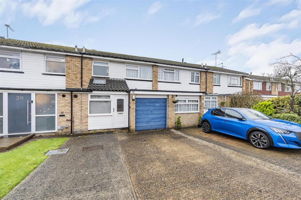 Main image of property: Wych Elms, Park Street, St. Albans