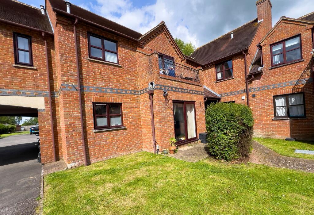 Main image of property: Field Gardens, Steventon, OX13