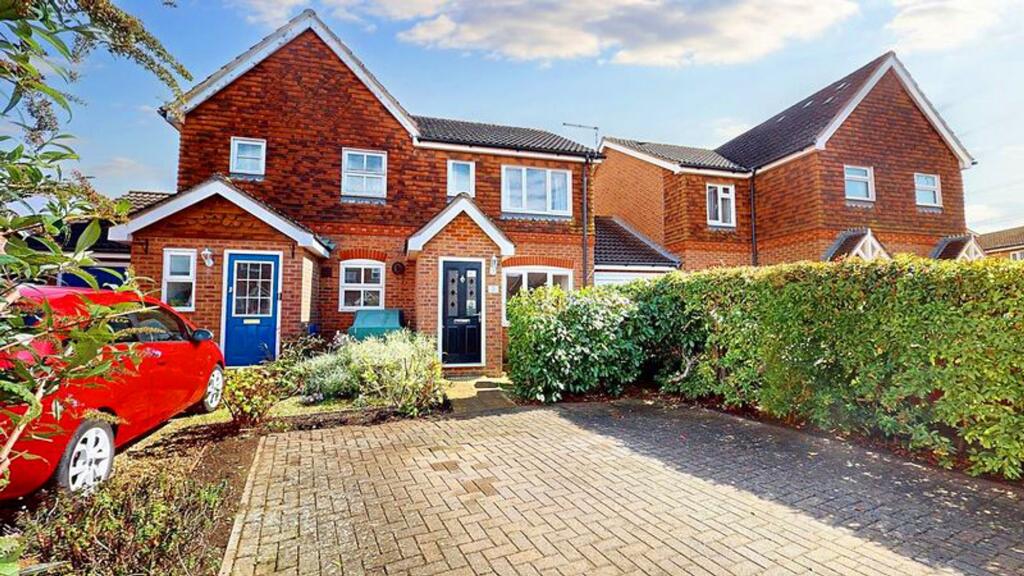 Main image of property: Old Bourne, Didcot, OX11