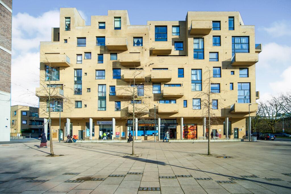 Main image of property: Heath Parade, NW9