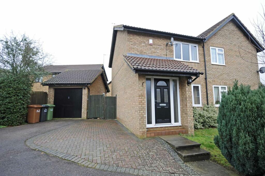 Main image of property: Chatsworth Drive, Wellingborough