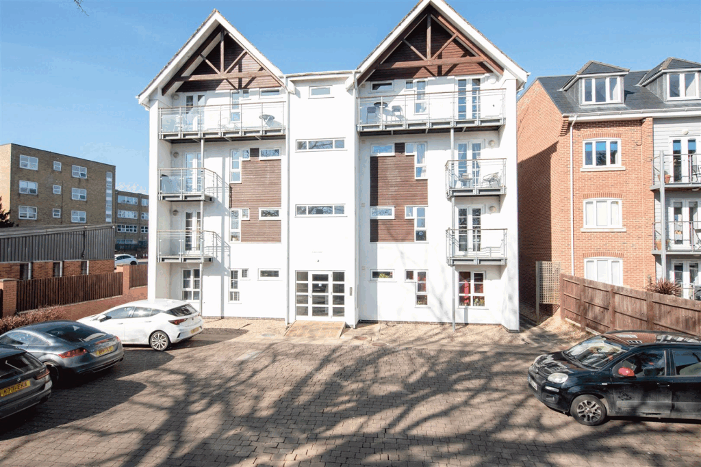 Main image of property: Oxford Street, Wellingborough