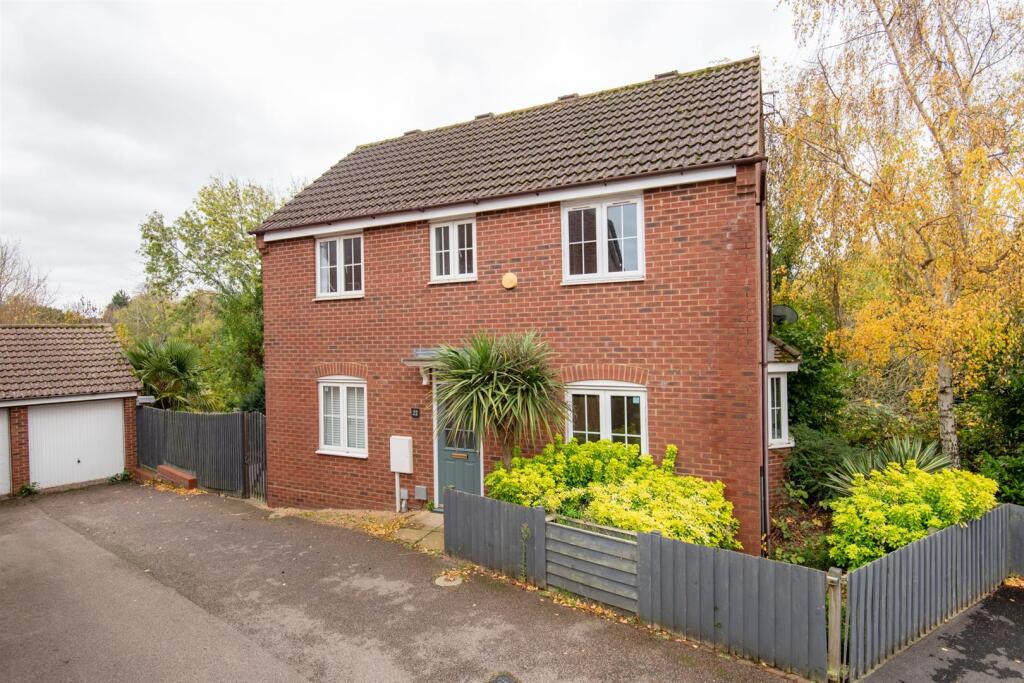 Main image of property: Stone Close, Wellingborough