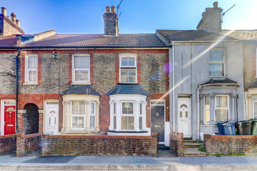 Main image of property: Green Street, High Wycombe, Buckinghamshire, HP11