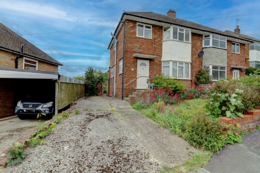 Main image of property: Everest Road, High Wycombe, Buckinghamshire, HP13