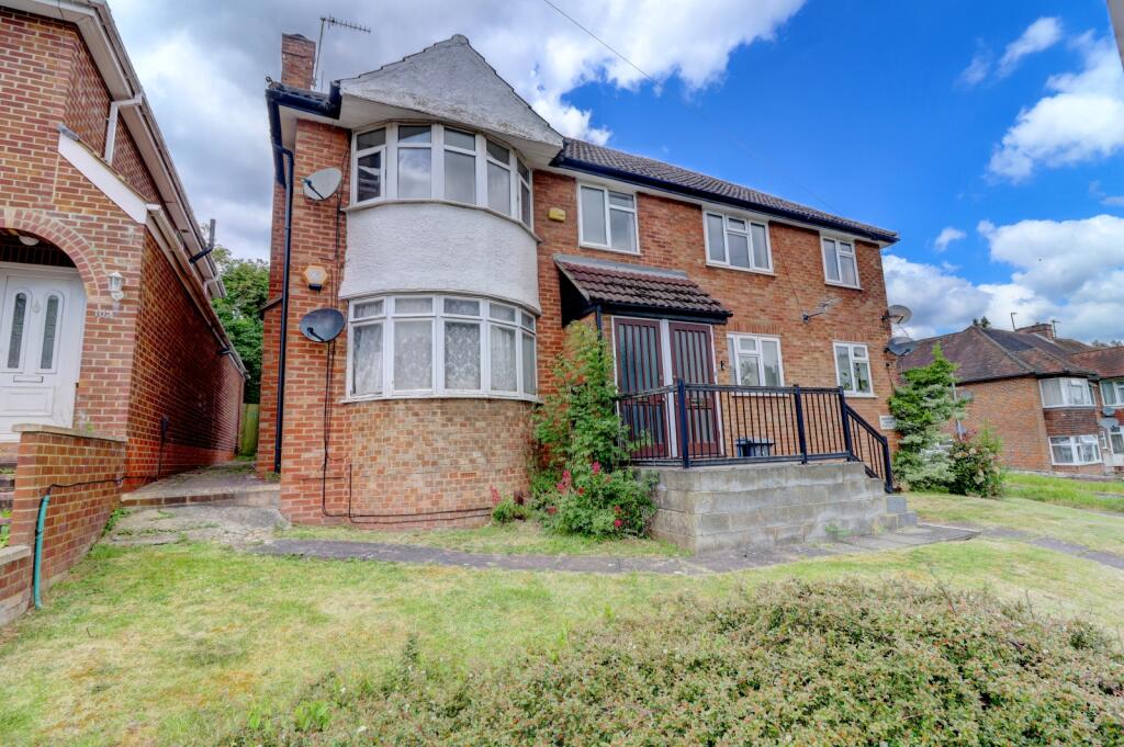 Main image of property: Chairborough Road, High Wycombe, Buckinghamshire, HP12