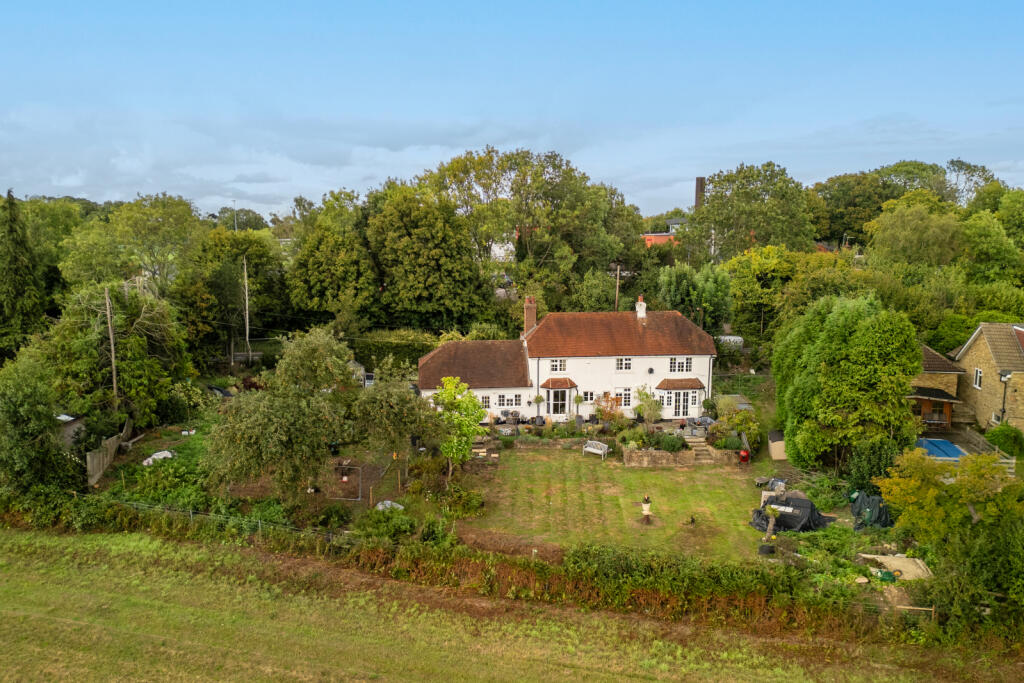 Main image of property: Heath End Road, Flackwell Heath, High Wycombe, Buckinghamshire, HP10