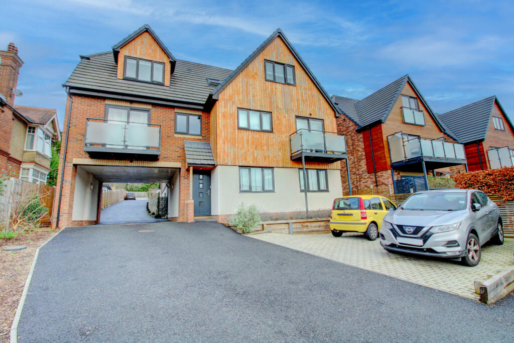 Main image of property: West Wycombe Road, High Wycombe, HP12