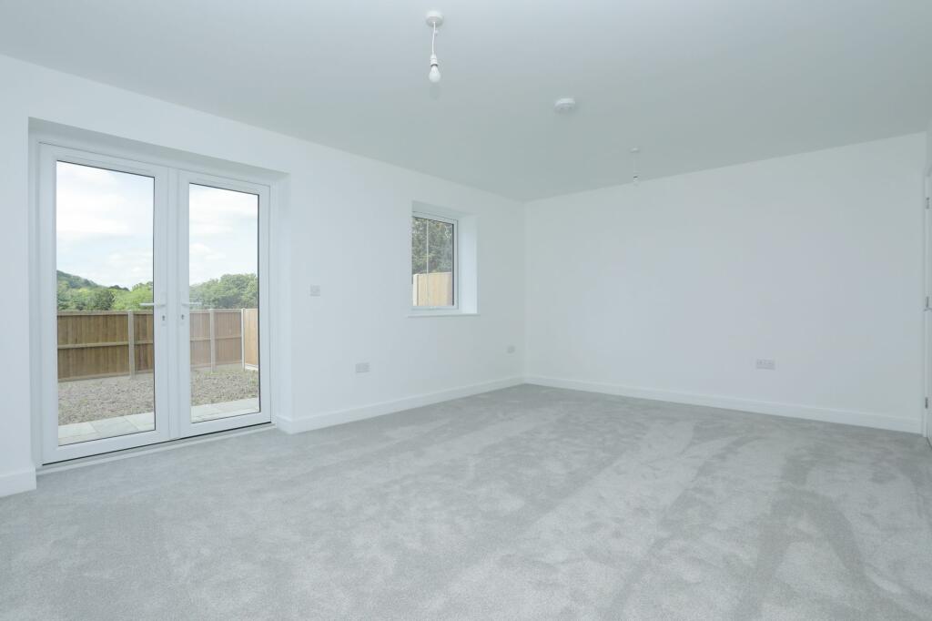 Additional property image - 9 Railway Close, Kearsney, CT16