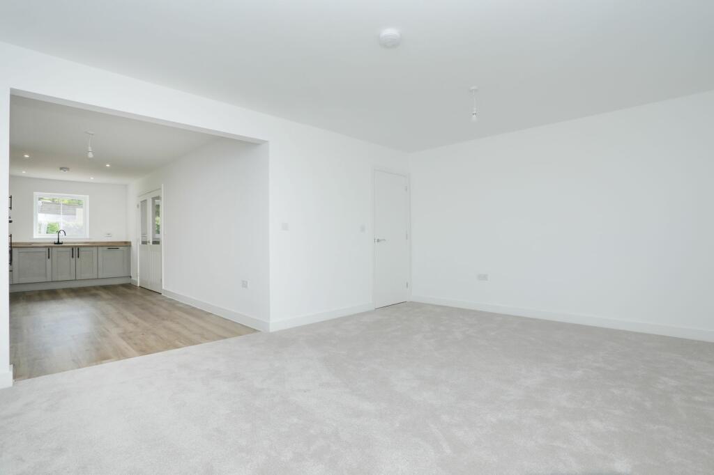 Additional property image - 8 Railway Close, Kearsney, CT16
