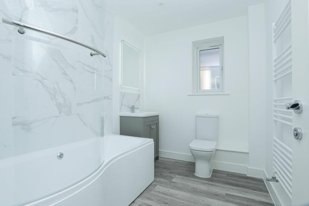 Additional property image - 8 Railway Close, Kearsney, CT16