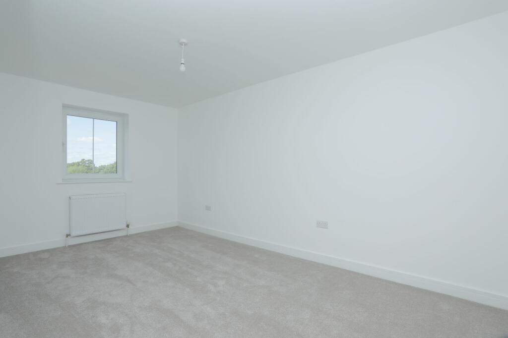 Additional property image - 8 Railway Close, Kearsney, CT16