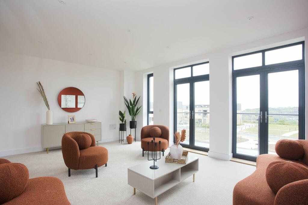 Additional image 9 of 9 Dover Road, Dover, CT15