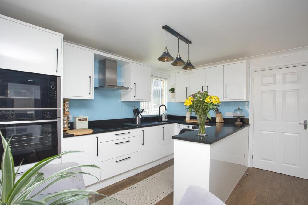 Additional property image - Folkestone Road, Dover, CT17