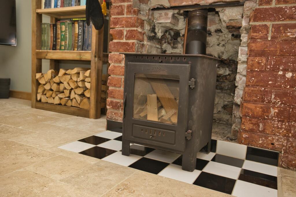 Additional property image - Old Folkestone Road, Dover, CT17