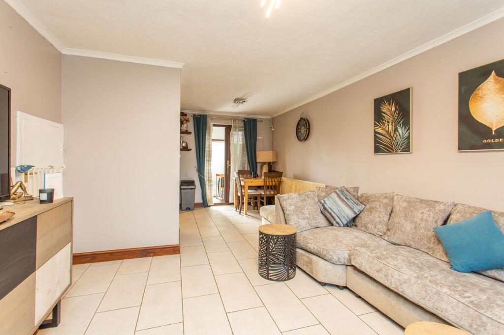 Additional property image - Christchurch Way, Dover, CT16