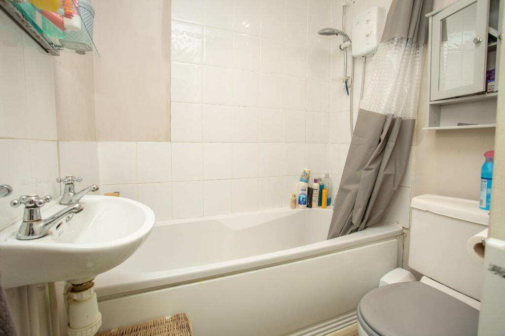 Additional property image - Cherry Tree Avenue, Dover, CT16