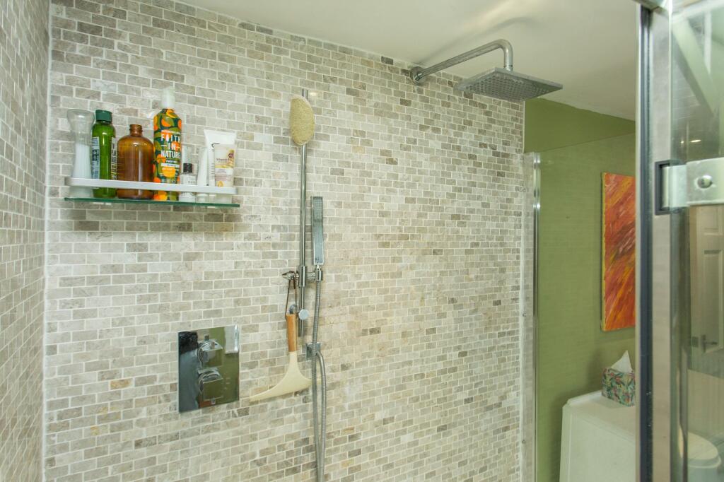 Additional property image - Athol Terrace, Dover, CT16