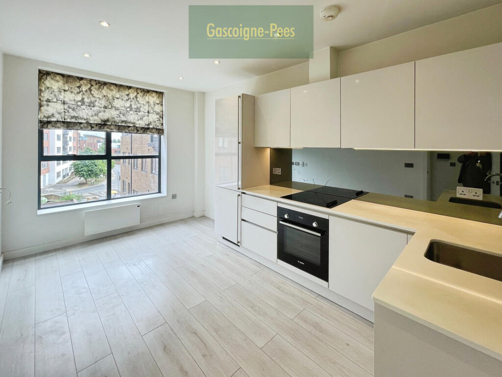 Main image of property: London Road, Camberley GU15