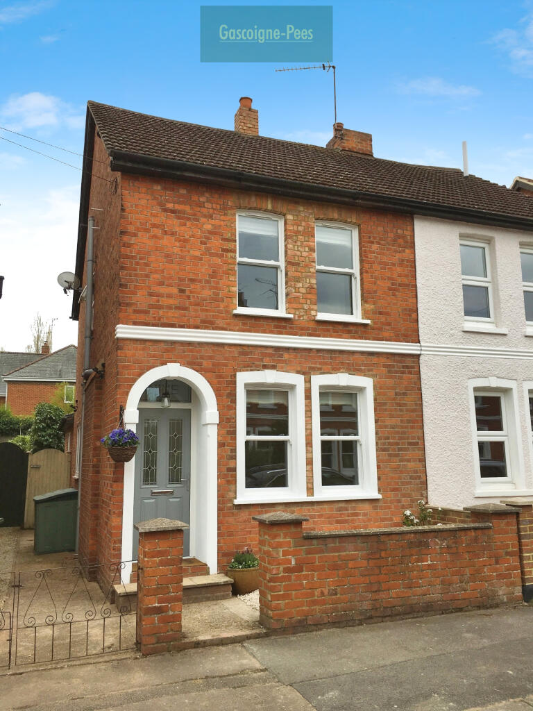 Main image of property: College Rise, Maidenhead